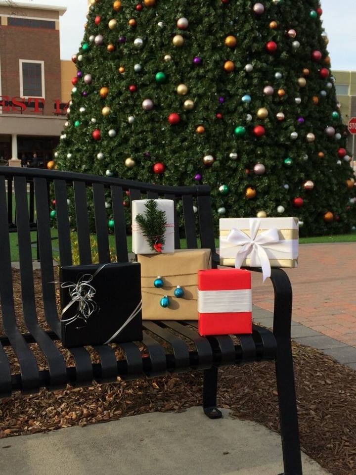 Gift Wrapping Class on December 20